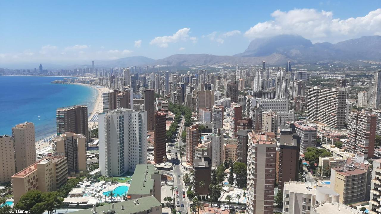 Benidorm San Remo Tower Apartment エクステリア 写真